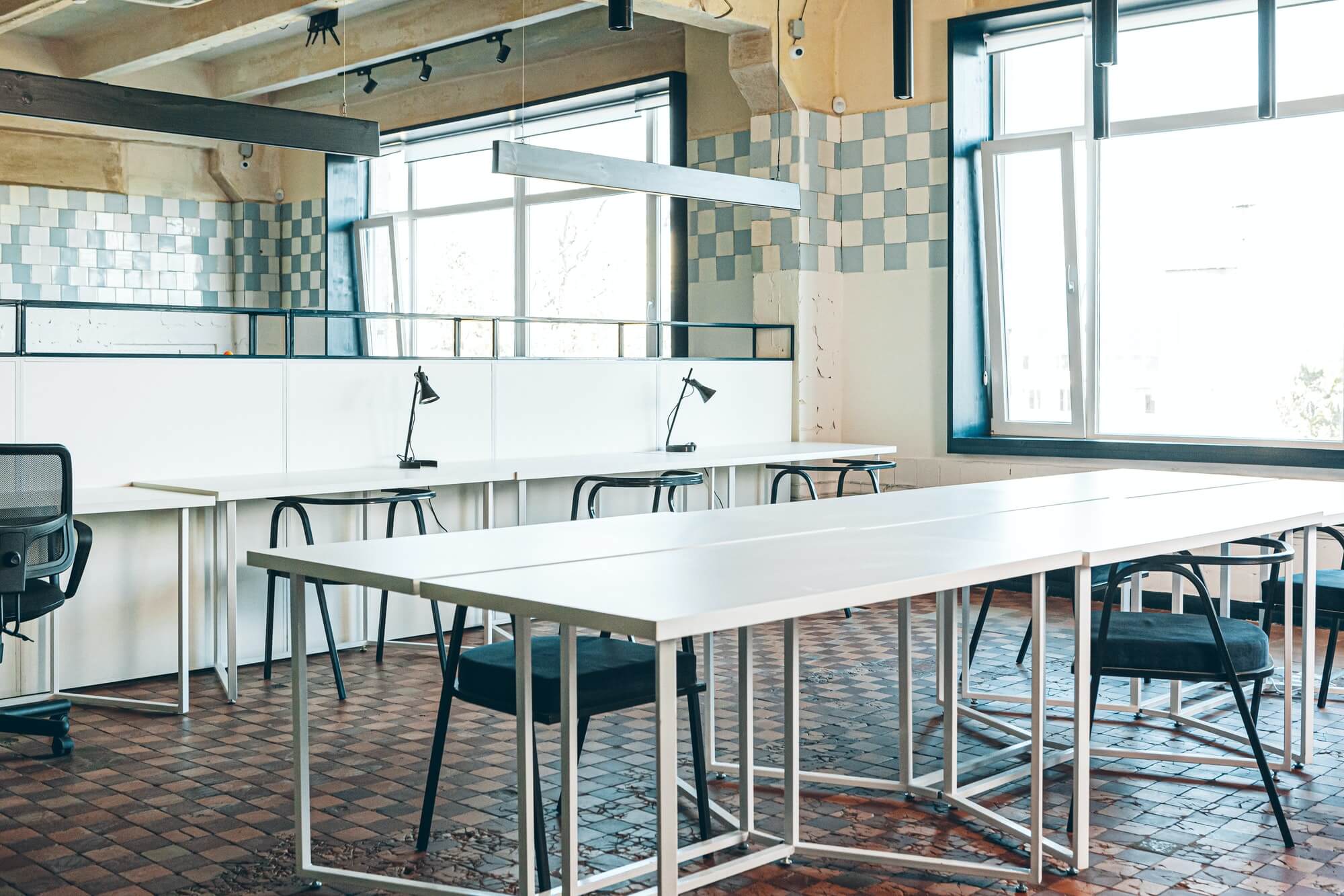 morning-in-coworking-contemporary-office-interior-with-furniture.jpg morning-in-coworking-contemporary-office-interior-with-furniture.jpg